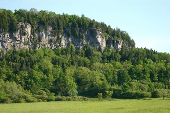 Escarpment Background